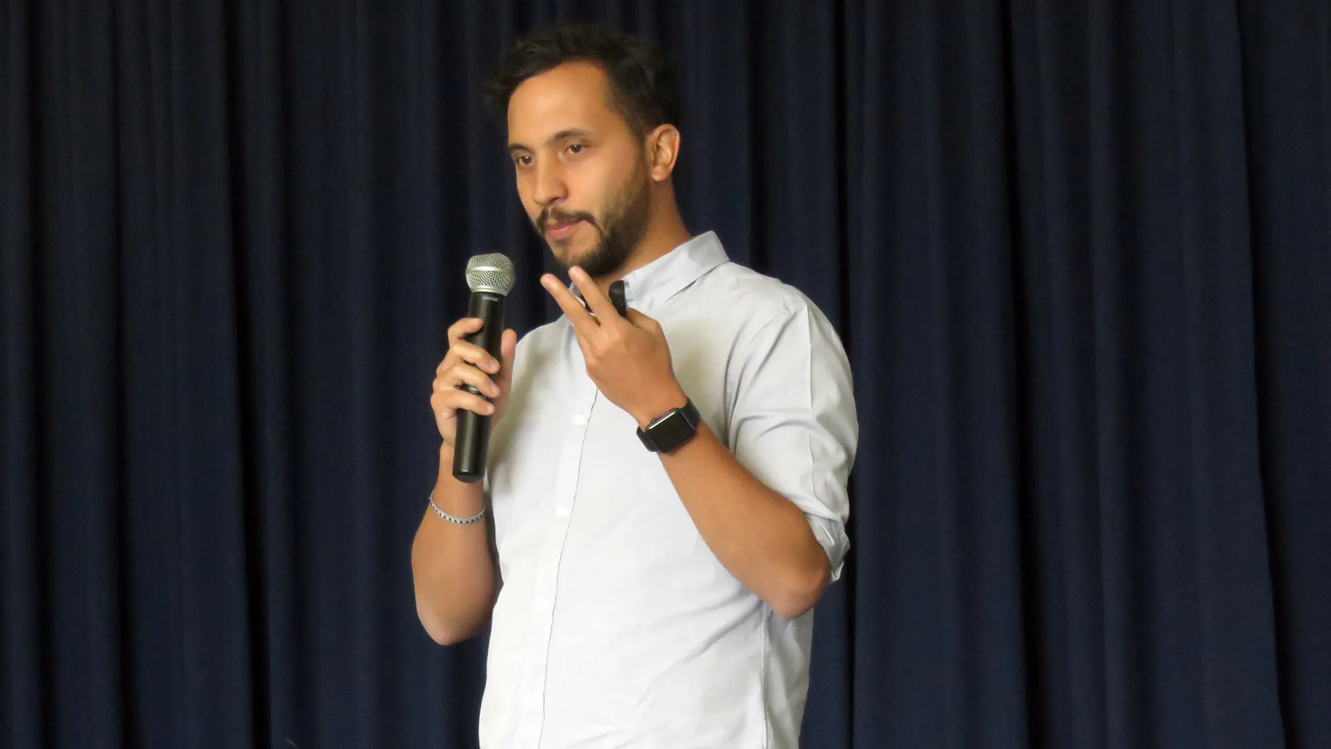 Luis Andrés Enríquez, CEO de Cultura Colectiva, da conferencia en el Desayuno Empresarial en Campus Cuernavaca