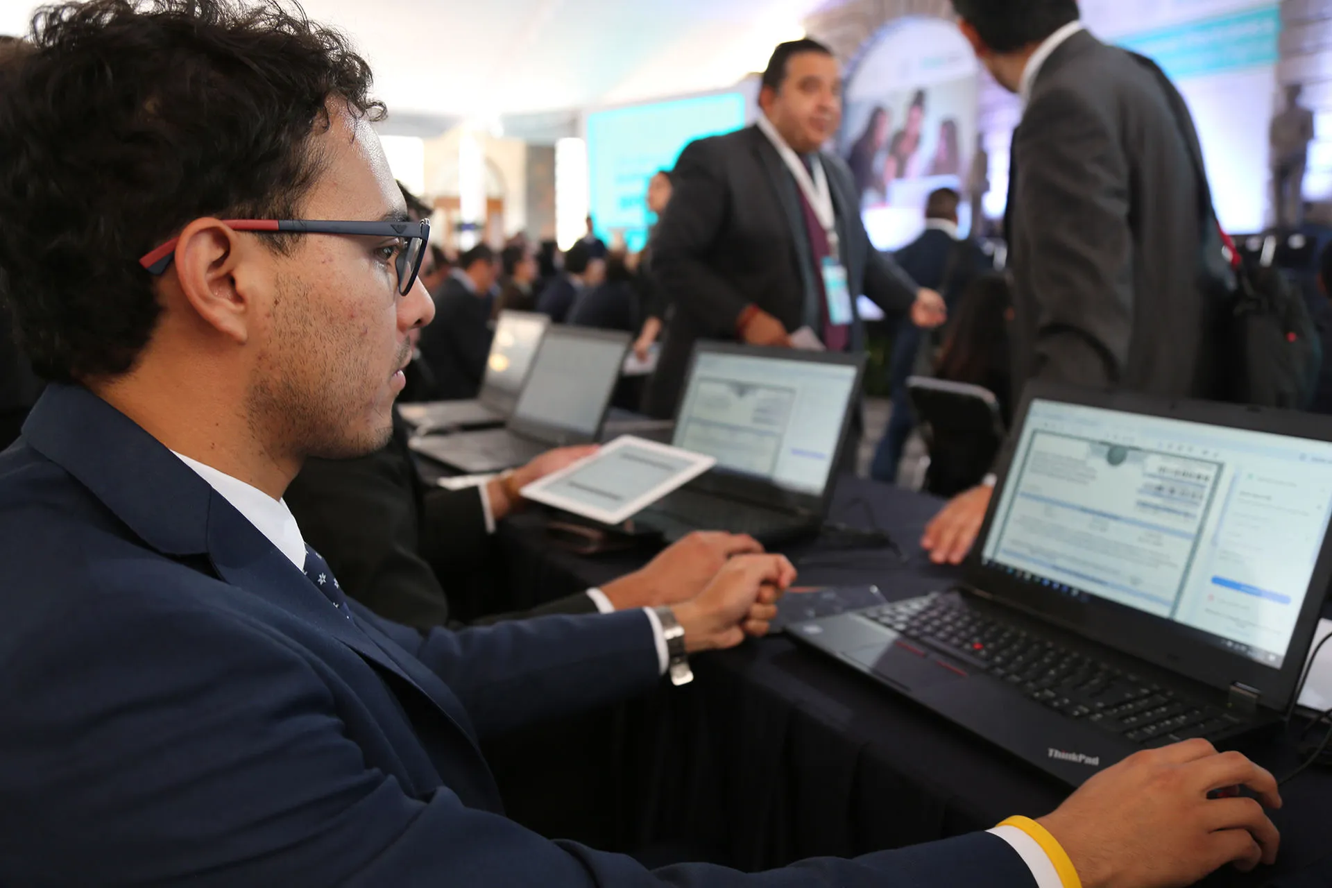 Es Tec pionero en trámites digitales