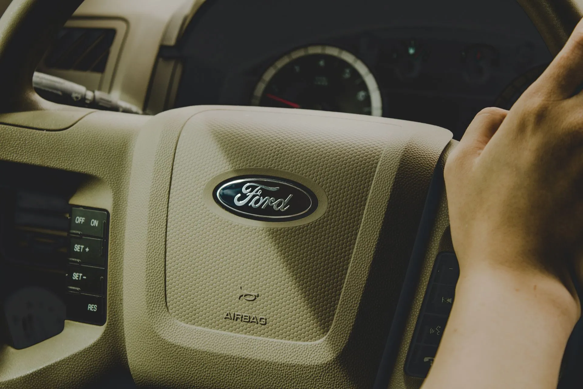 Maestría y trabajo en Ford