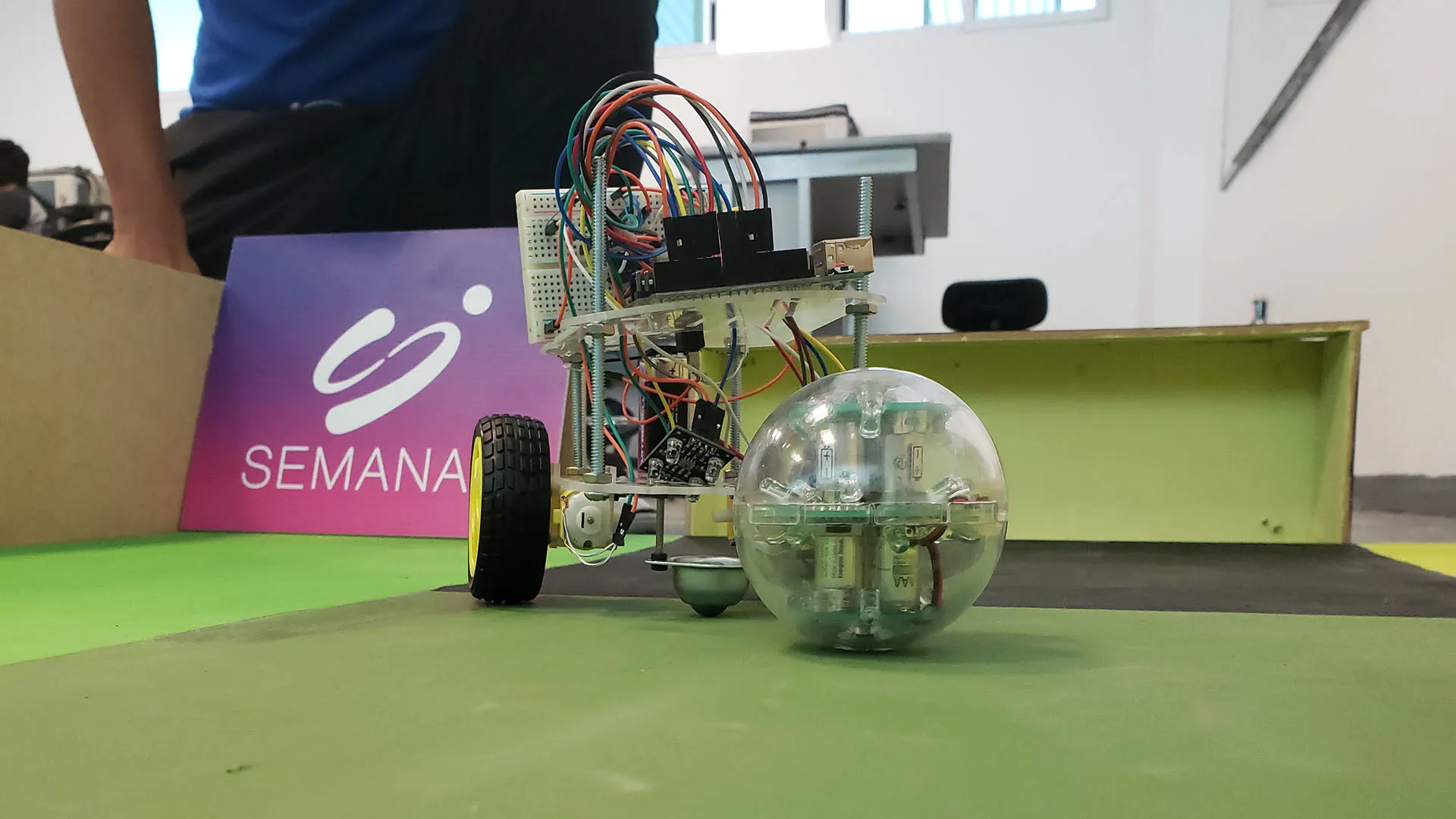 La tecnología llega al fútbol soccer.