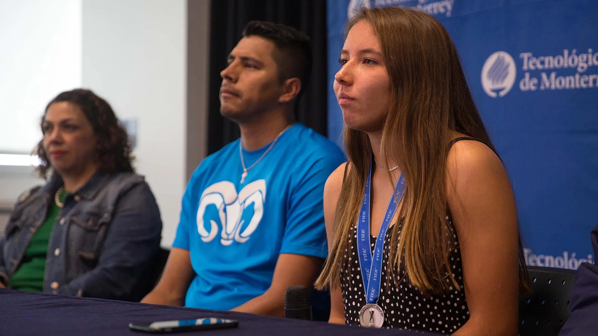 De regreso en Puebla, Tanna atendió a los medios de comunicación de la ciudad