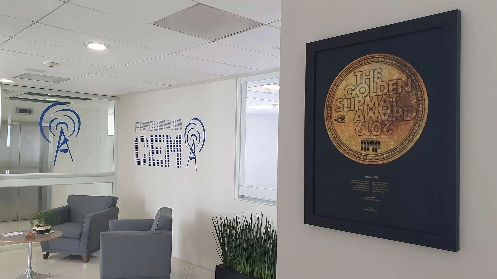 Premio Frecuencia CEM