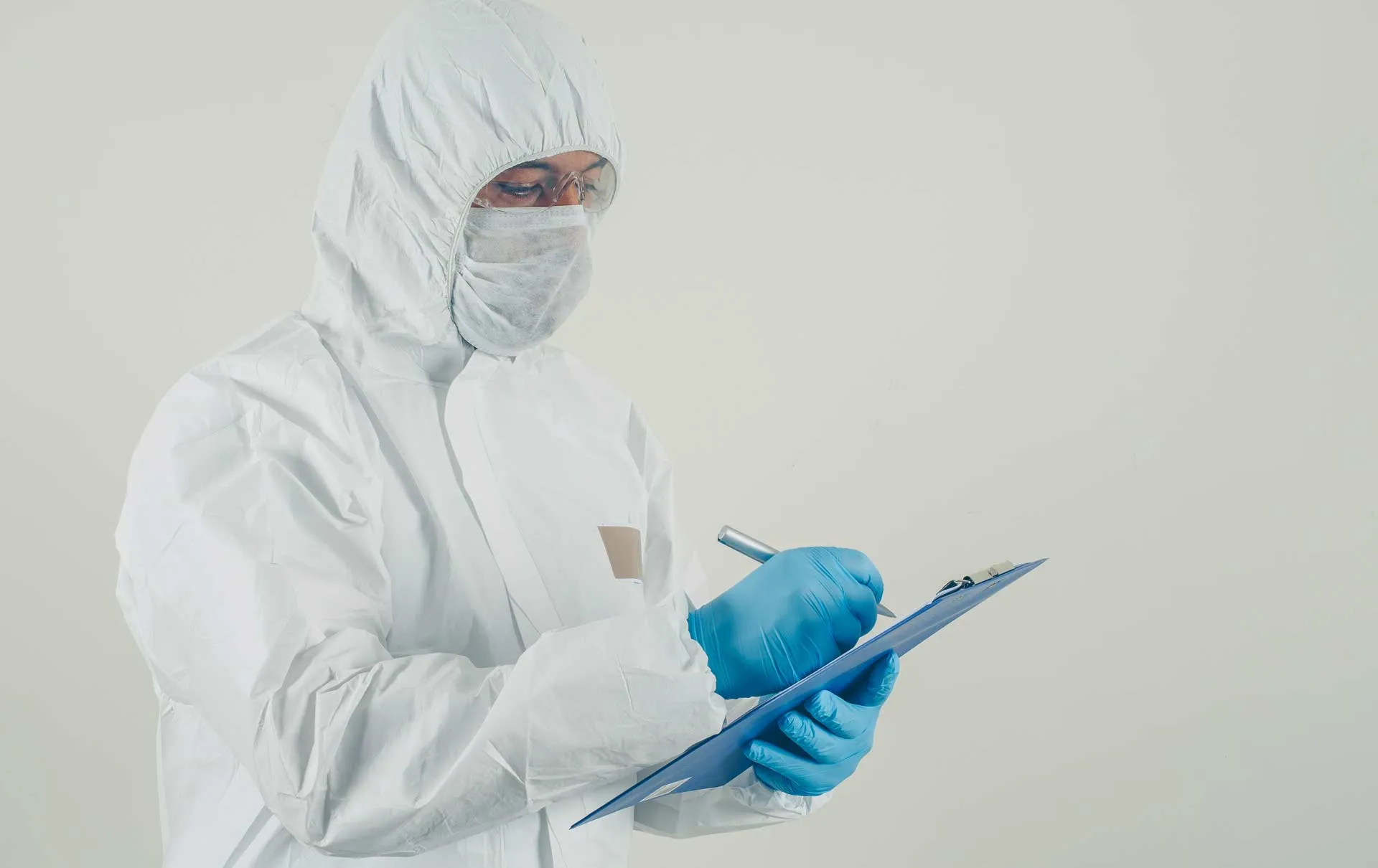 Profesor del Tec diseña ventilador mecánico e insumos de protección médica