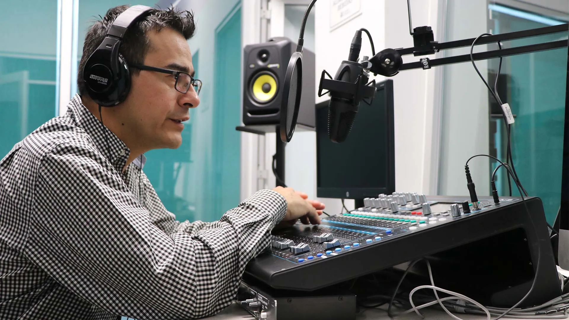 Uriel Batres en acción