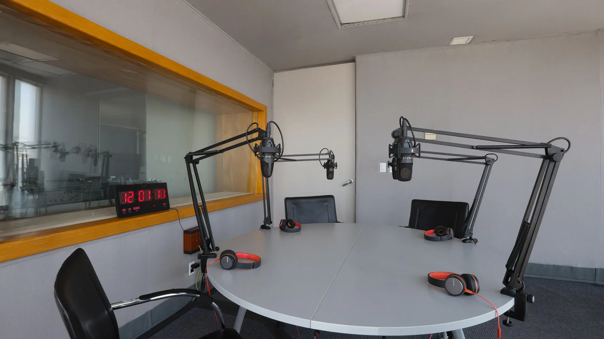 Por segundo año, estación de radio Tec se une a transmisión mundial