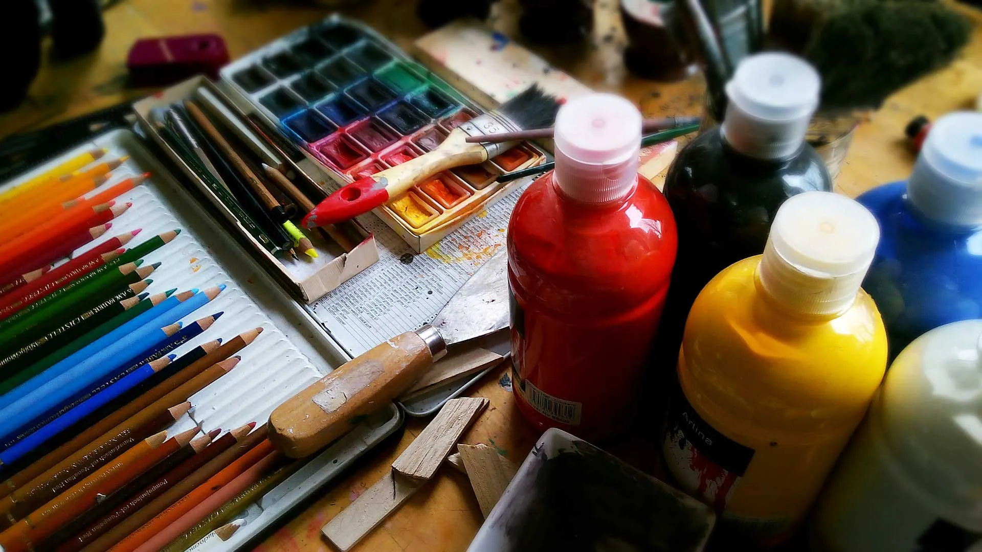 Pinturas, Dibujos y creatividad