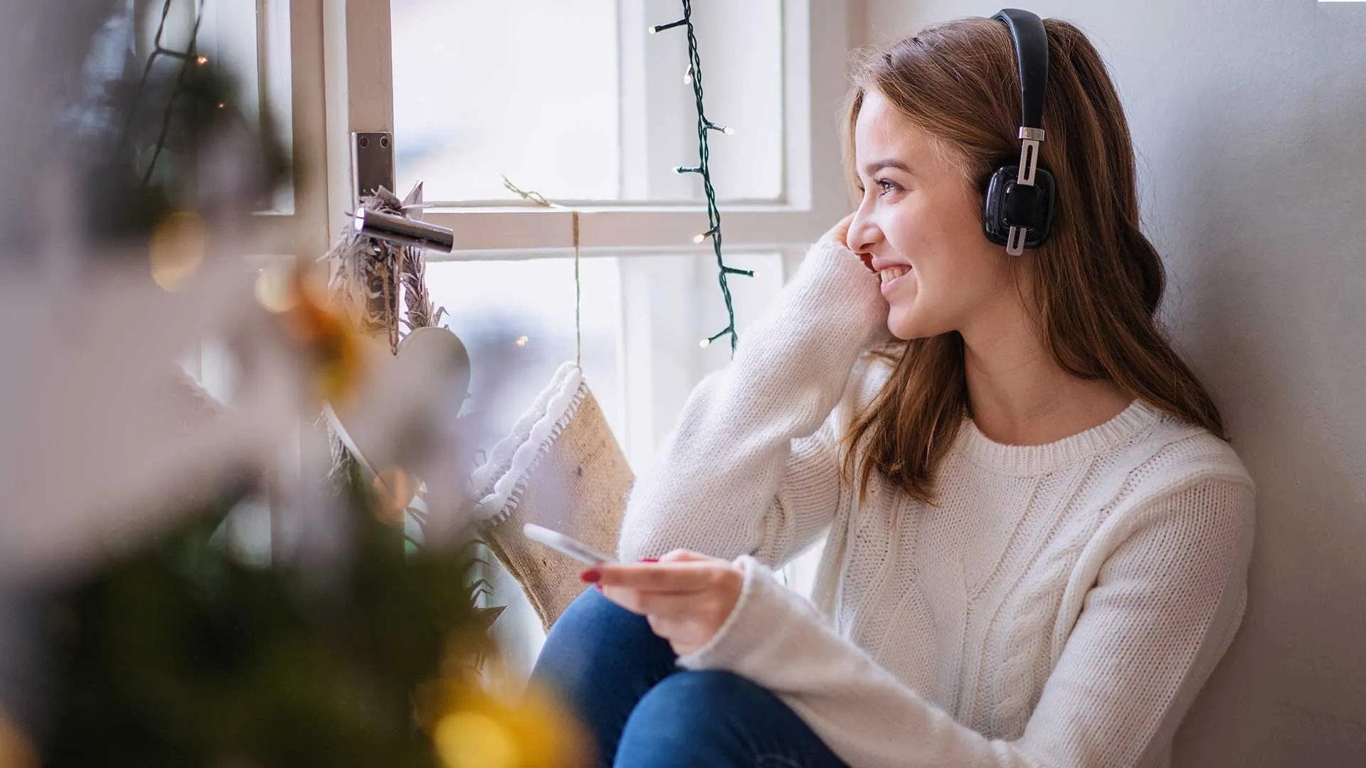 CONECTA, el sitio de noticias del Tec, te brinda 25 actividades que puedes hacer durante tus vacaciones en casa durante la época decembrina