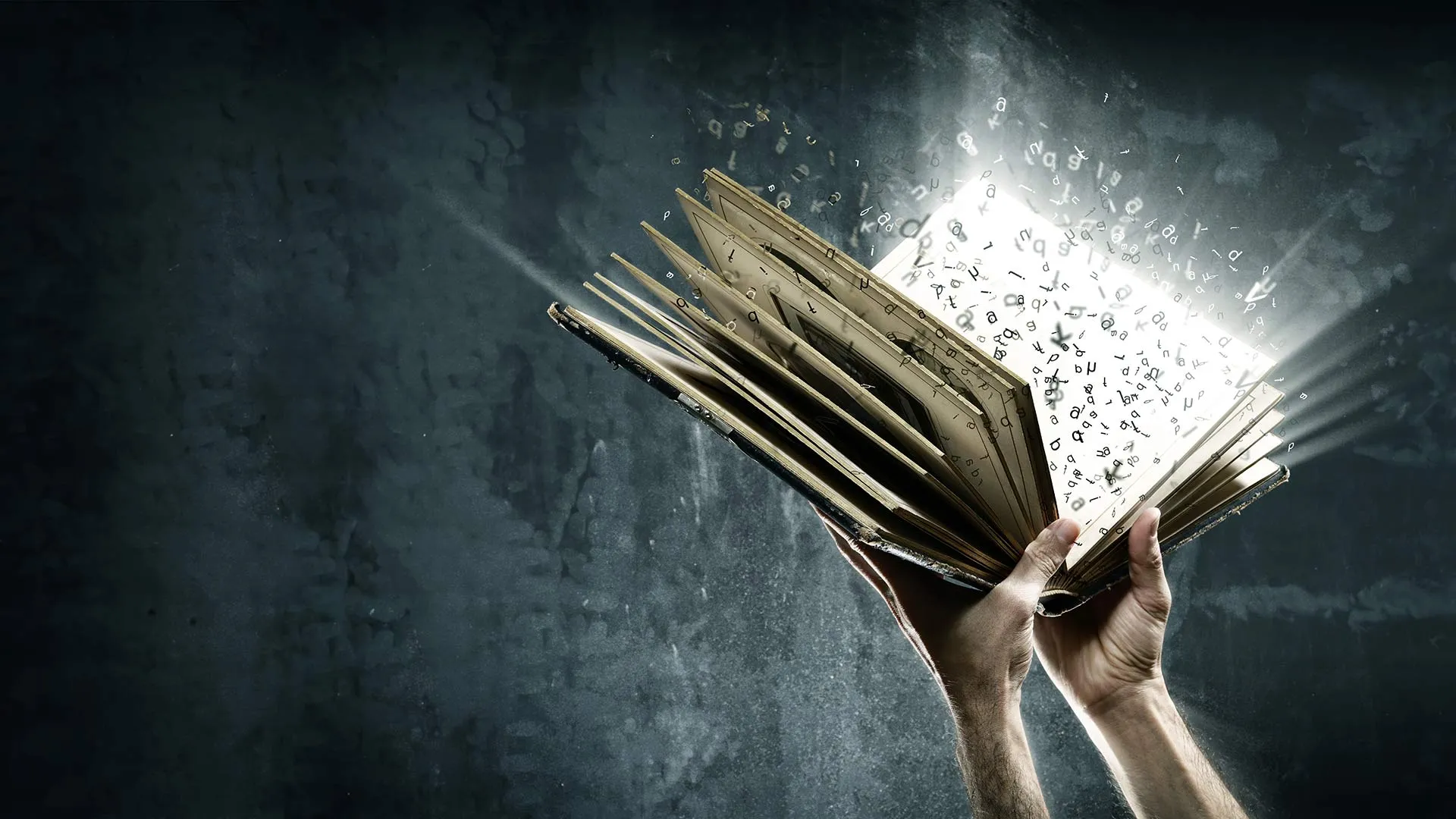 Los ganadores del Concurso de Creación Literaria fueron premiados durante VibrArt, el festival de arte y cultura del Tec 