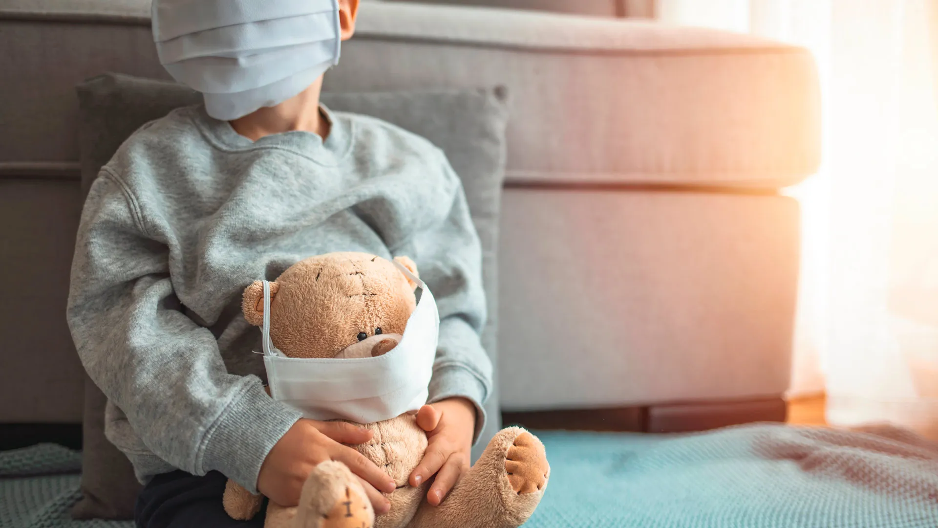 La variante Delta del SARS-CoV-2 es más contagiosa y ha causado que más jóvenes y niños se enfermen de COVID.