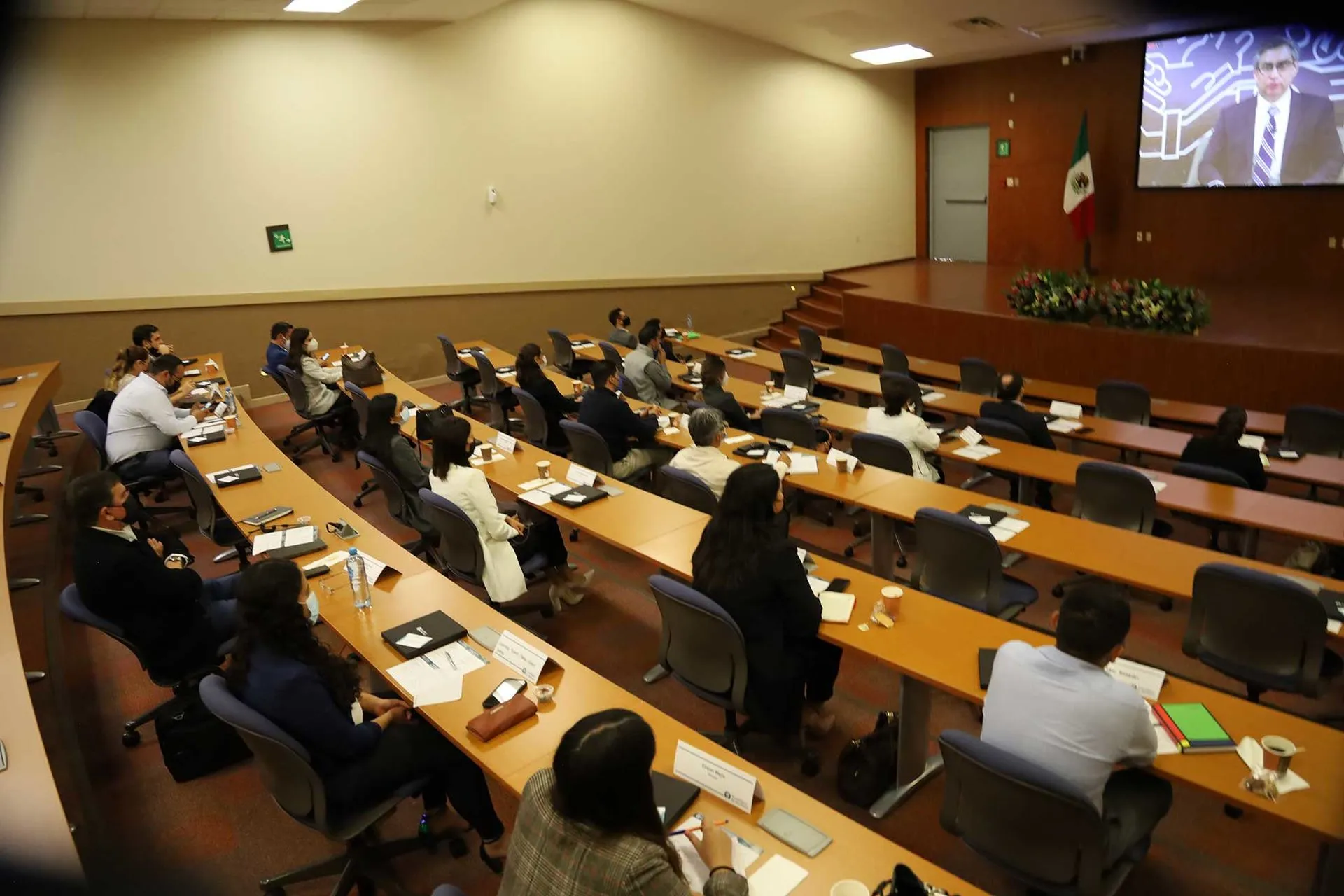 Tec Guadalajara organiza seminario de gestión municipal para funcionarios públicos.