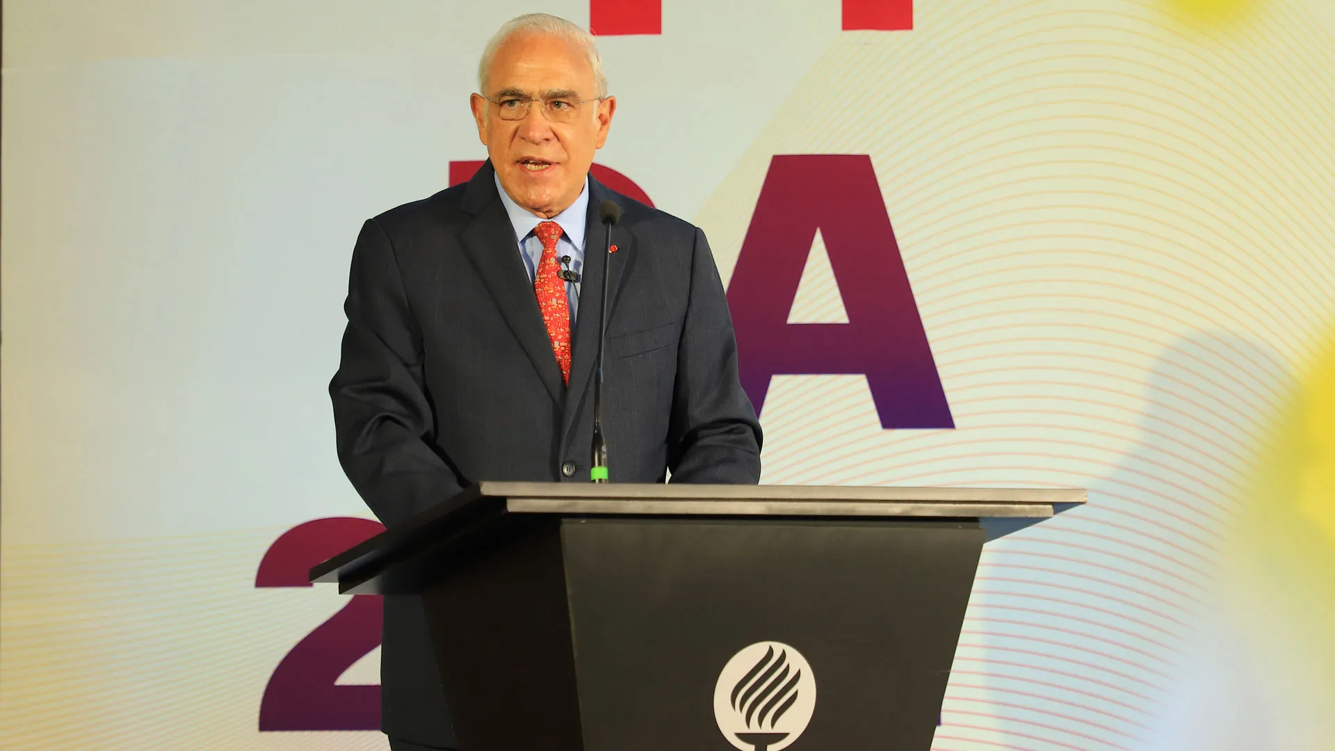 José Angel Gurría fue el invitado de INSPIRA 2021 evento para motivar a alumnos del Tec