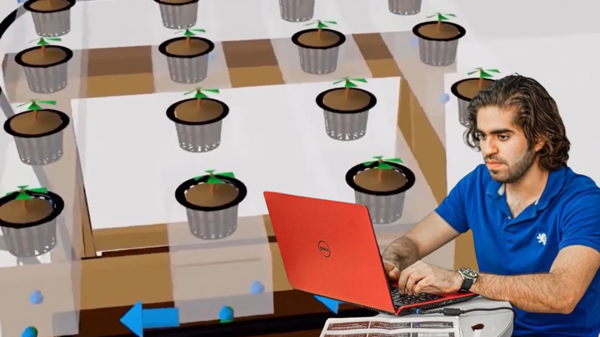 Alumno Carlos Barragán y su proyecto hidroponico digital