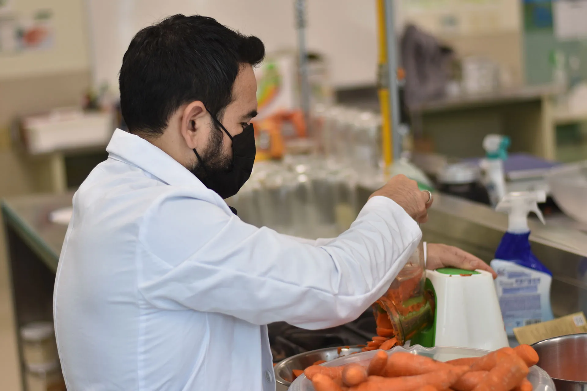 Trabajan en Investigación de alimentos inteligentes del Tec Guadalajara para combatir enfermedades.