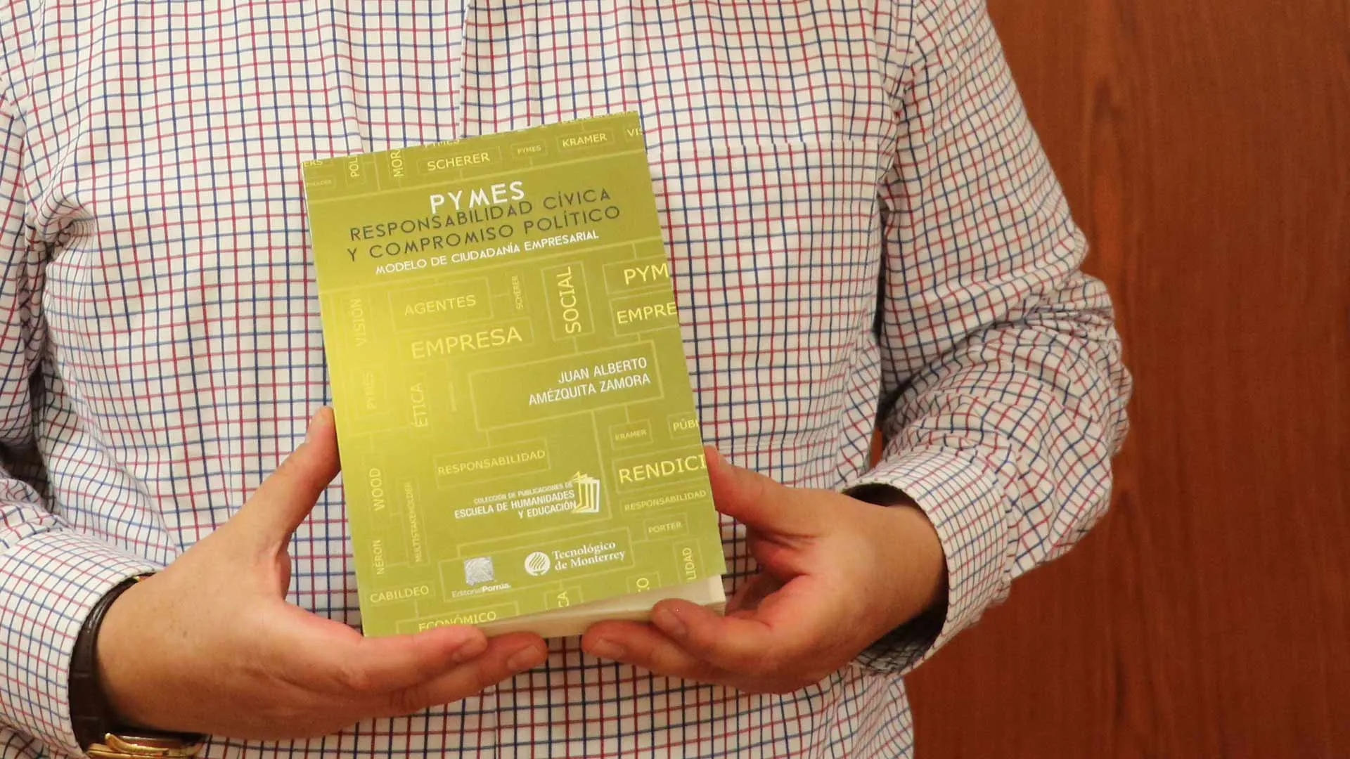 Profesor del Tec Guadalajara presentó libro sobre pymes y ciudadanía empresarial.
