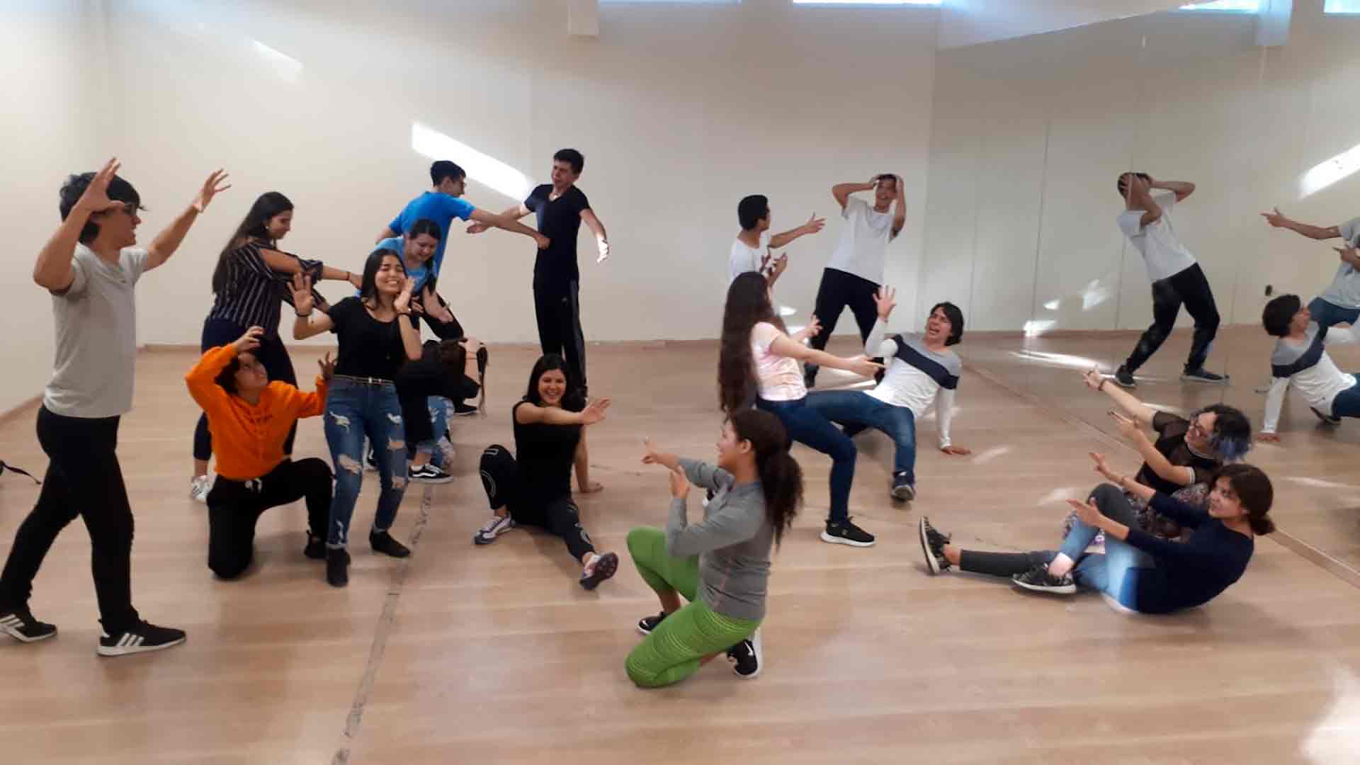 teatro con sentido en Tec Guadalajara permite desarrollar la empatía, el trabajo en equipo y el autoconocimiento..