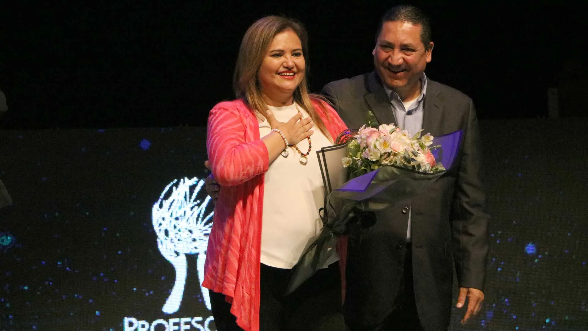Laura Romero profesora del campus Monterrey ganadora del Premio al Profesor Inspirador 2022