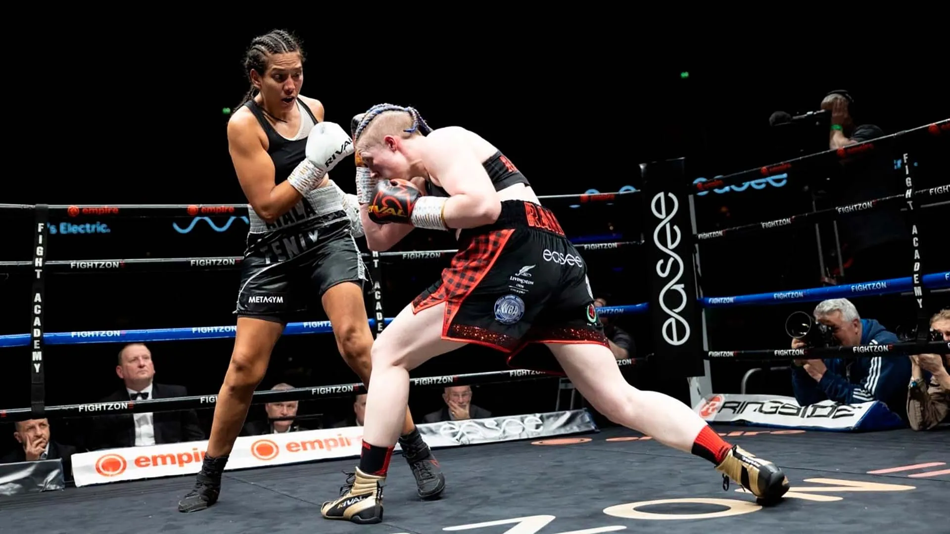 Alejandra Ayala, boxeadora
