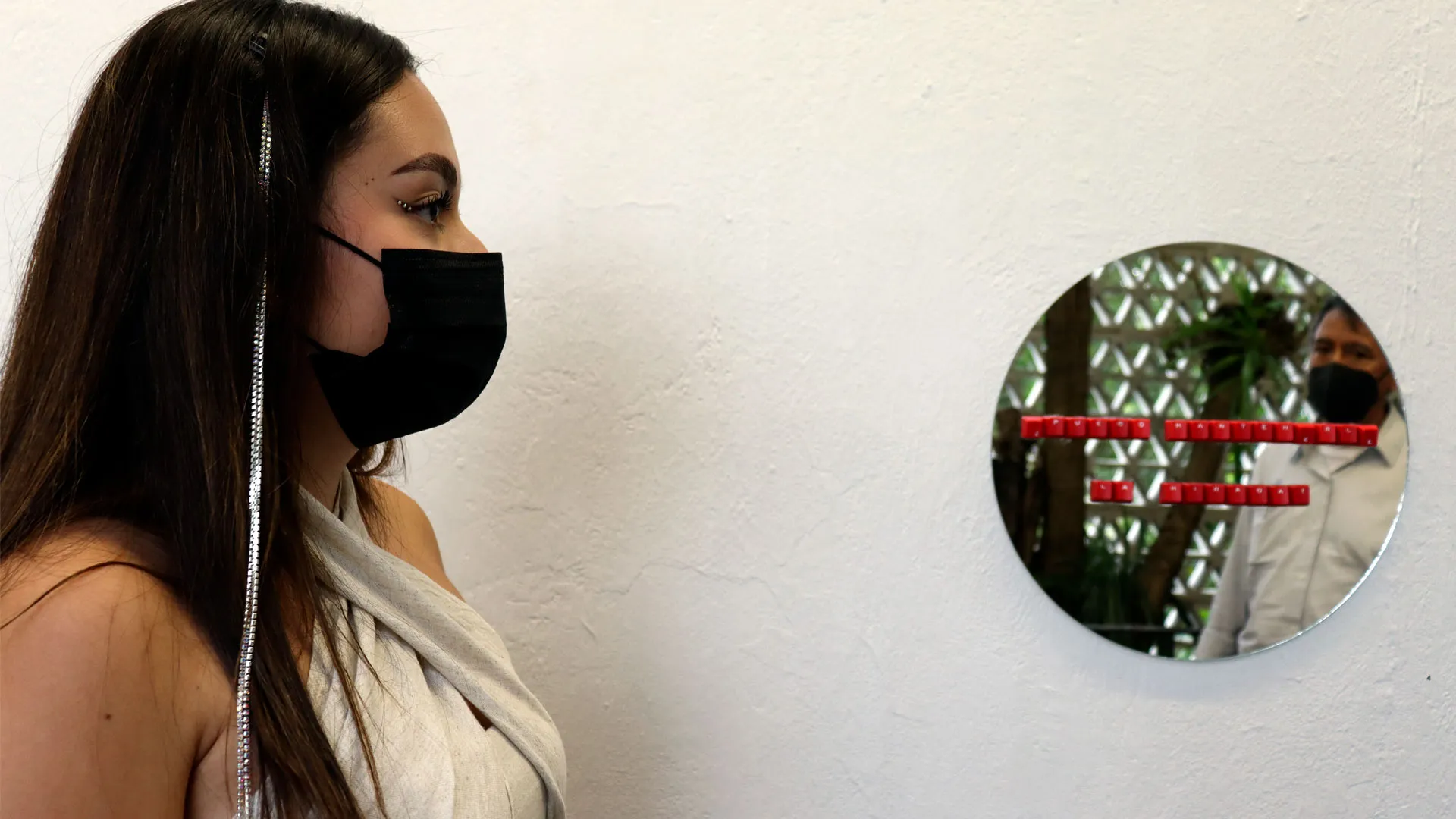 Estudiantes de la entrada de Estudios Creativos expusieron ocho trabajos de arte objeto en RIZOMA