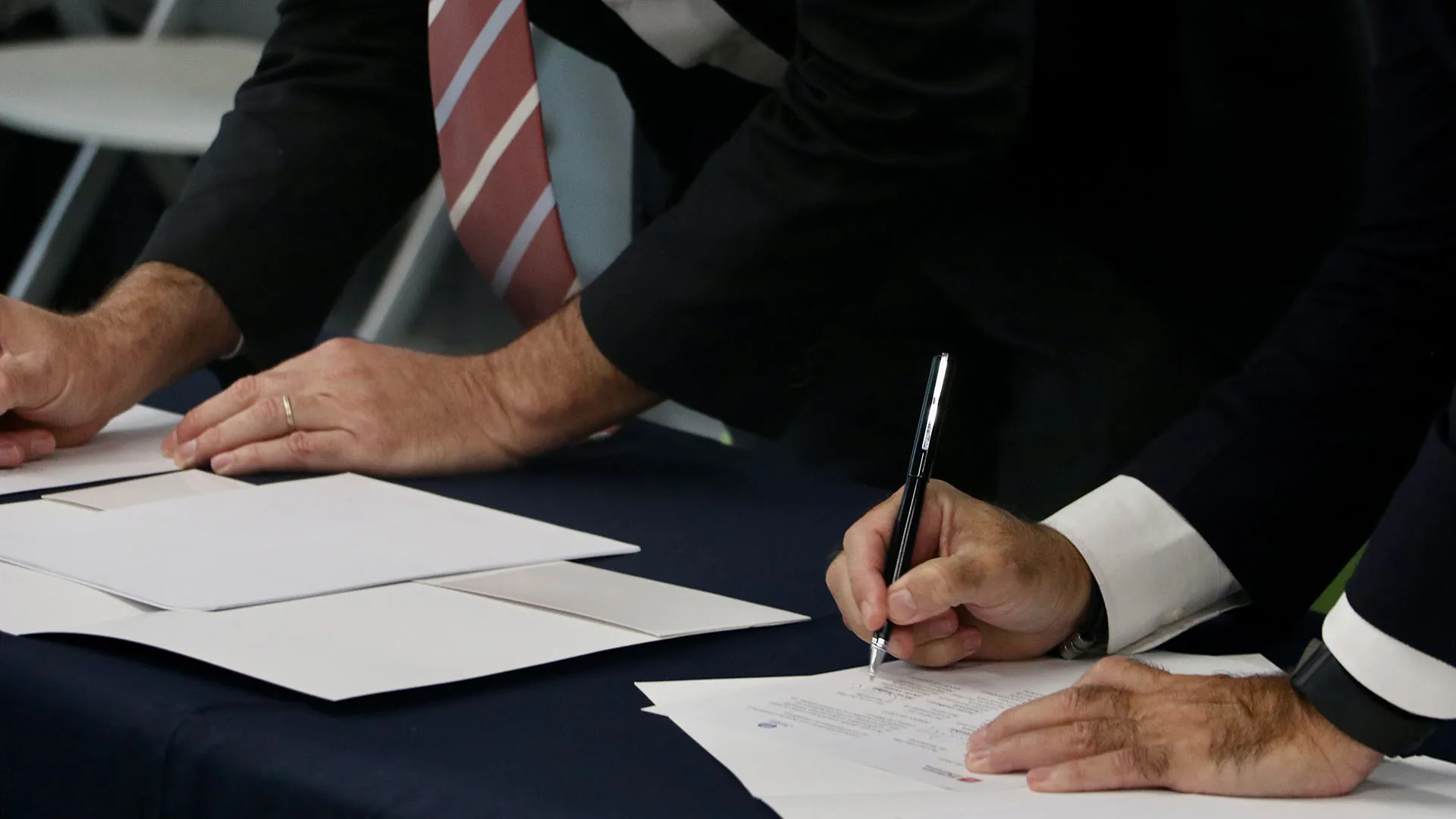 firma convenio tec y ayuntamiento de barcelona