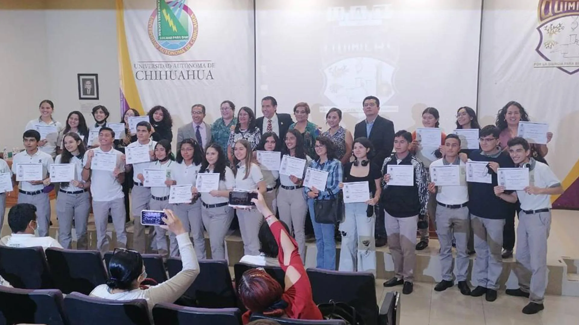 Estudiante de PrepaTec ganadora de olimpiada estatal 