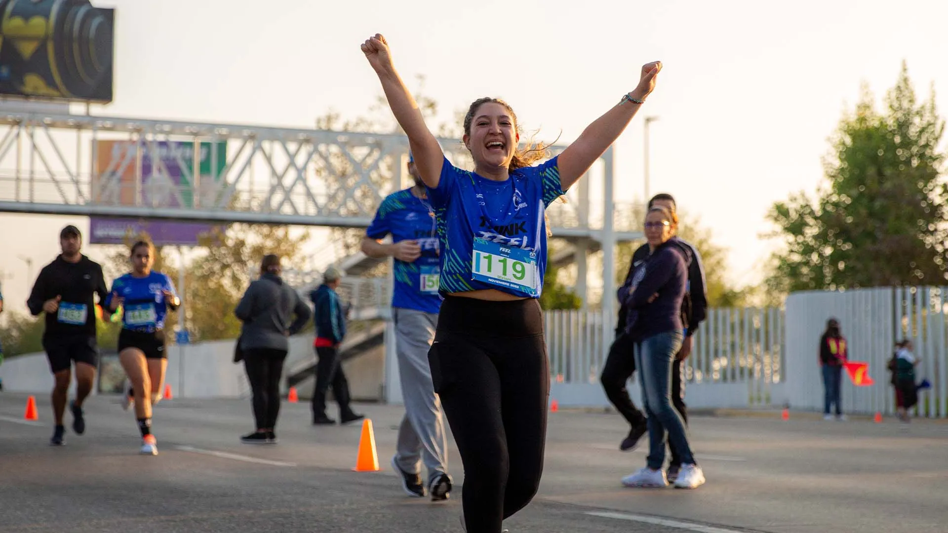 Carrera Think Feel Run 2022 por líderes del mañana
