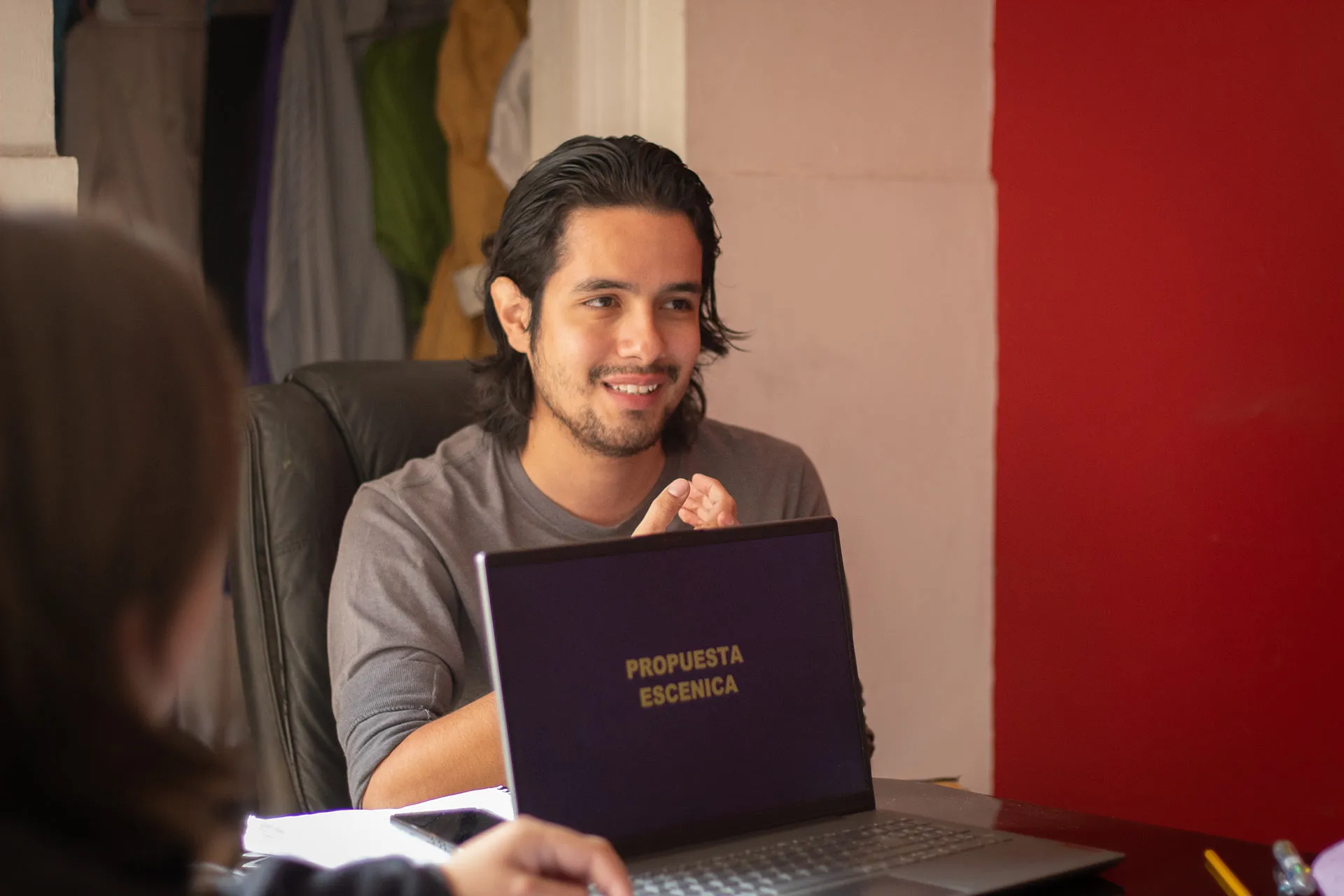 Estudiantes y EXATEC producen obra de teatro en Jalisco.