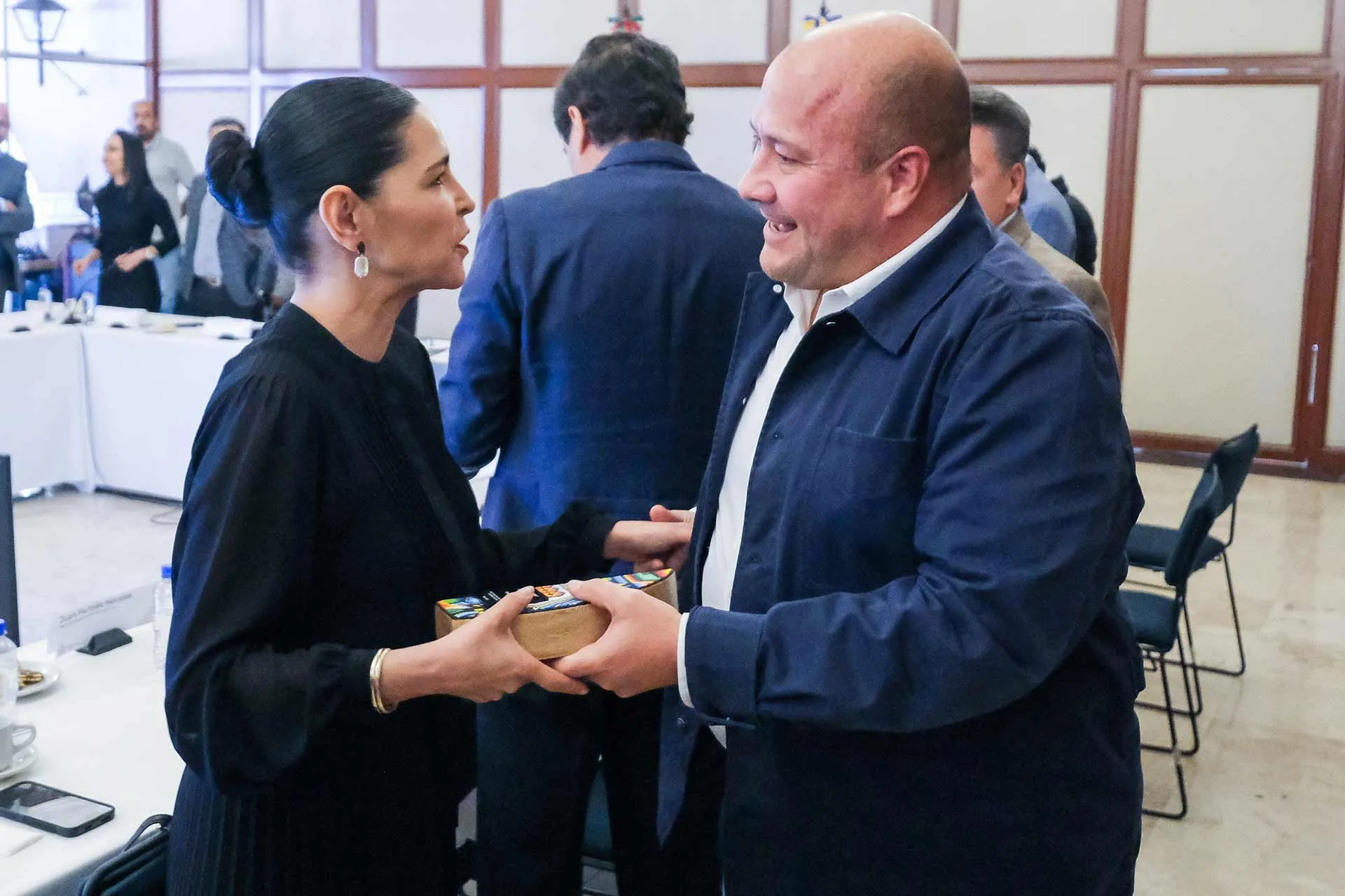 Jalisco reconoce a participantes de mesa de salud y de reactivación económica. 