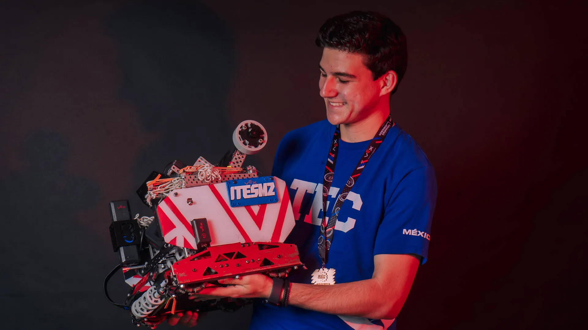 Tec campus Saltillo en VEX Robotics 