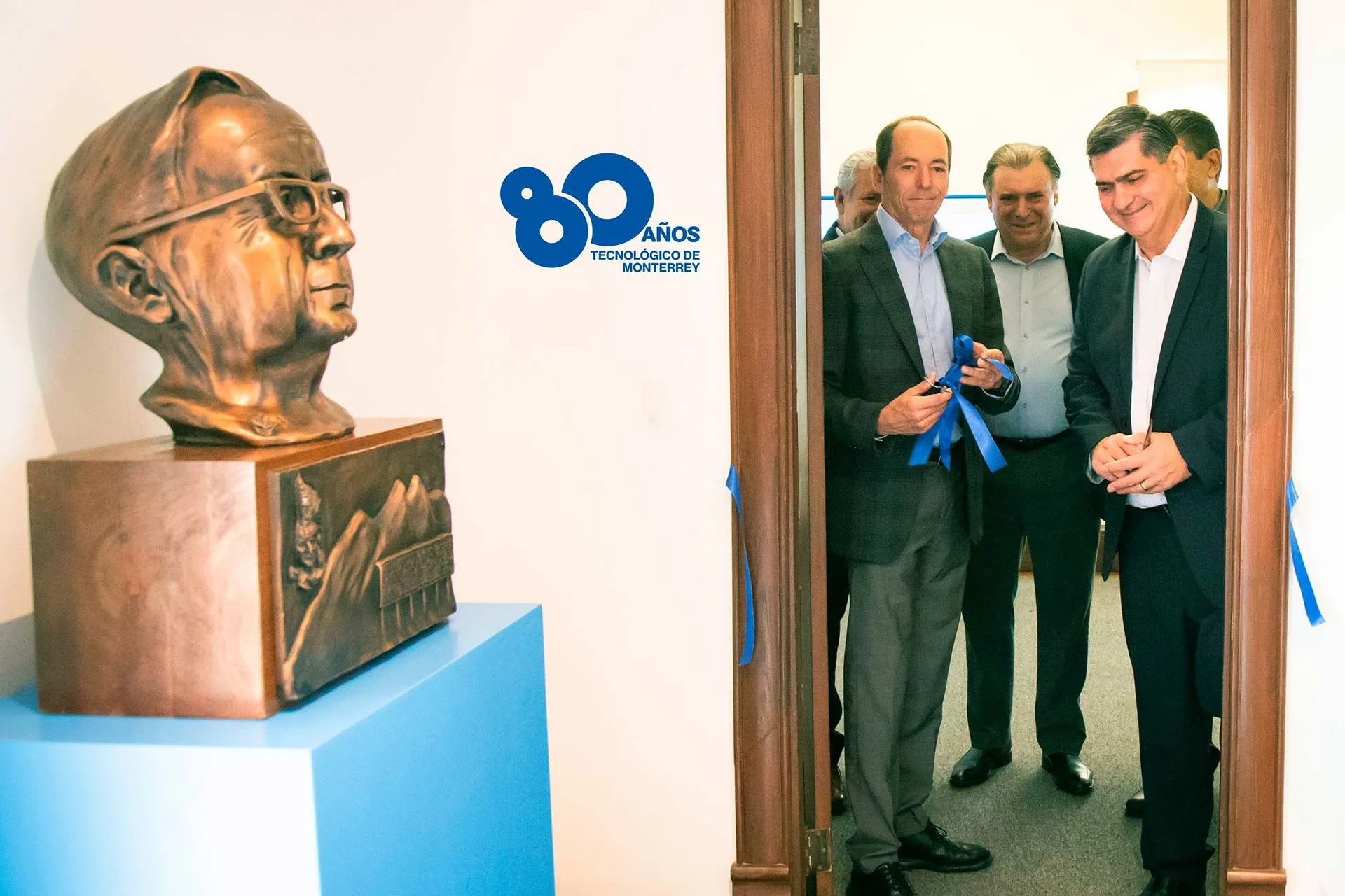 David Garza inaugura Sala Tec por 80 aniversario