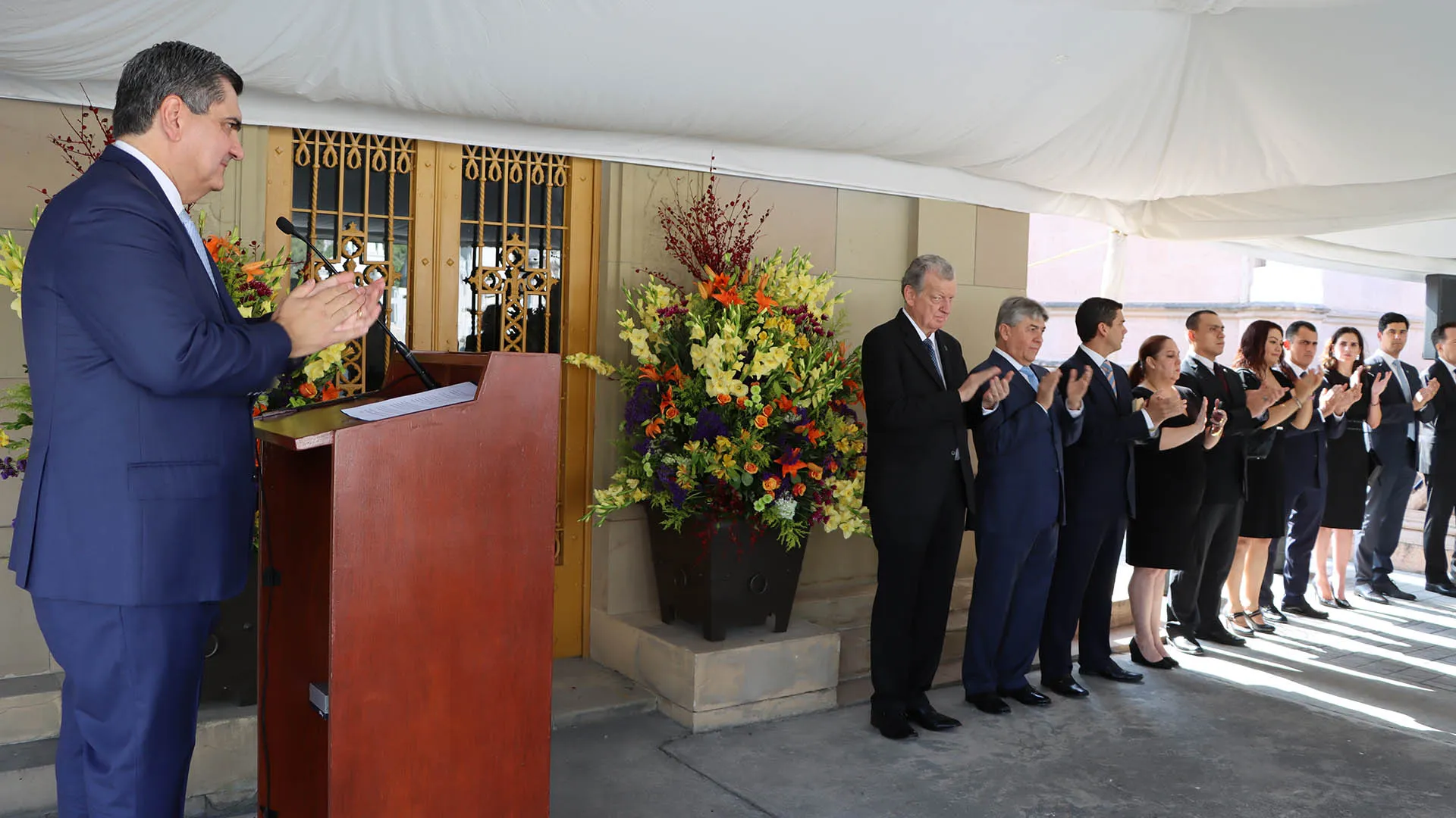 Honran a líderes del Tec de Monterrey en aniversario luctuoso