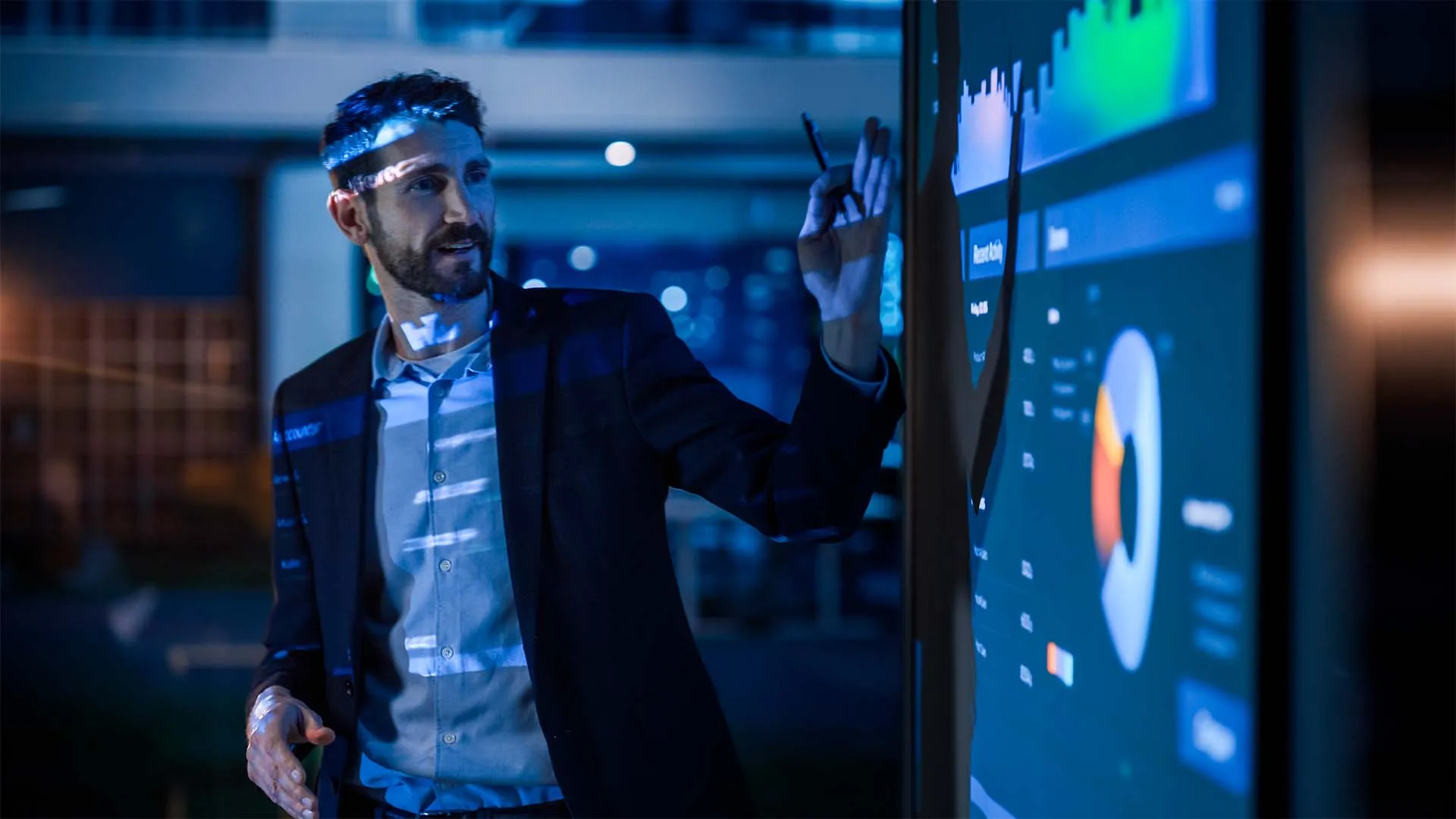 las tendencias para los negocios en 2024 sector automotriz, financiero, 