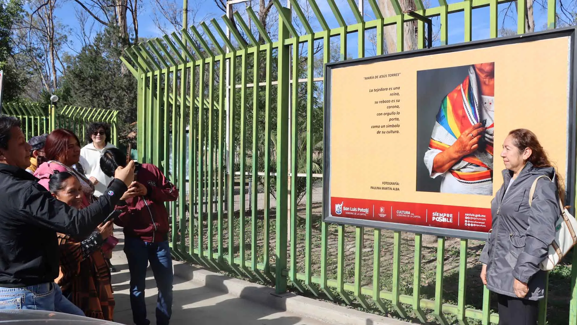 Alumnos del Tec expusieron el trabajo de artesanos potosinos en dos lugares de la capital de SLP