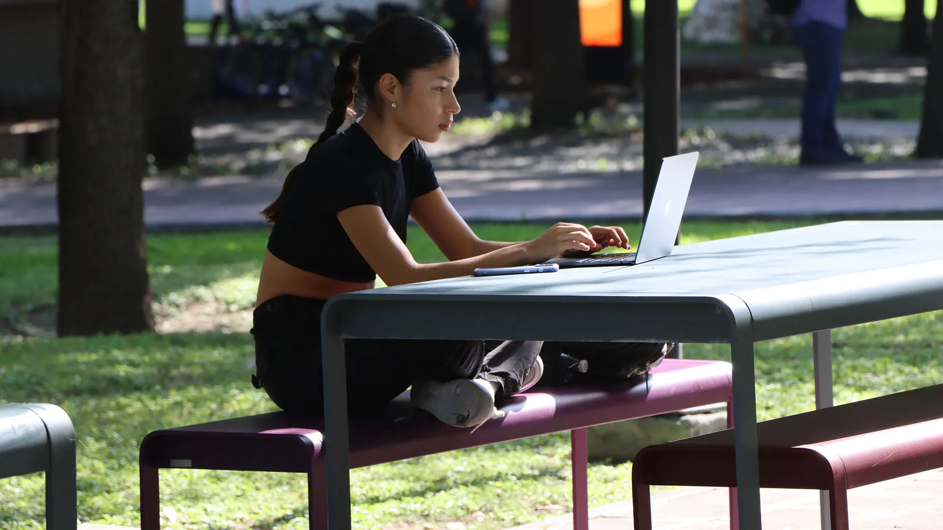 Estudiante de campus Monterrey en Primer Día de Clases.
