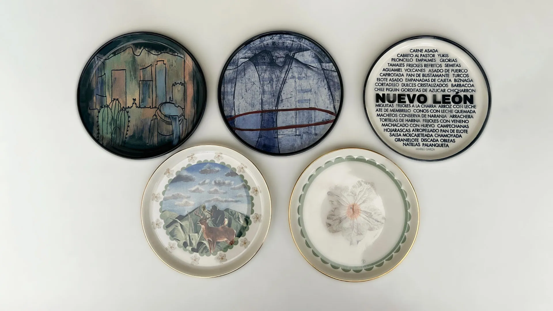La colección de vajilla de platos incluye el diseño de características regionales de Nuevo León.  
