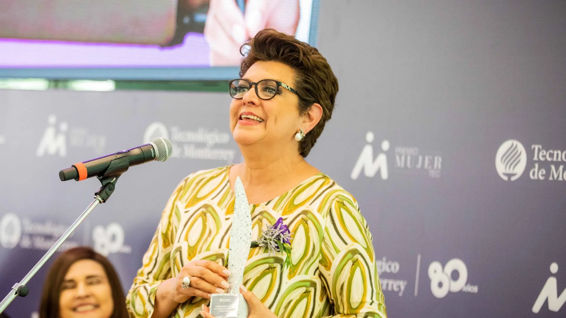 premio-mujer-tec-2025