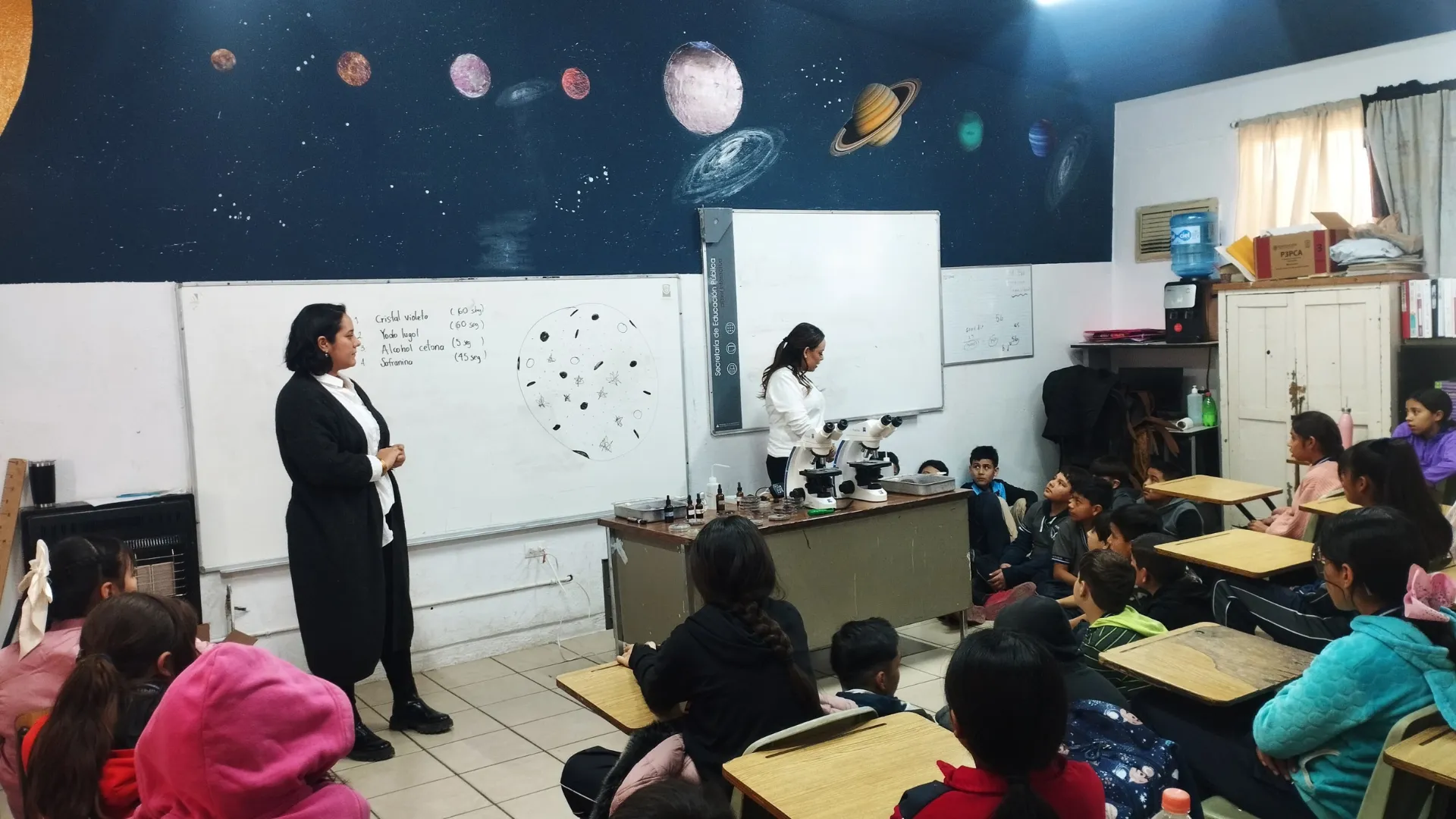 El programa "Teachando Ando" acerca la ciencia a primaria en Chihuahua