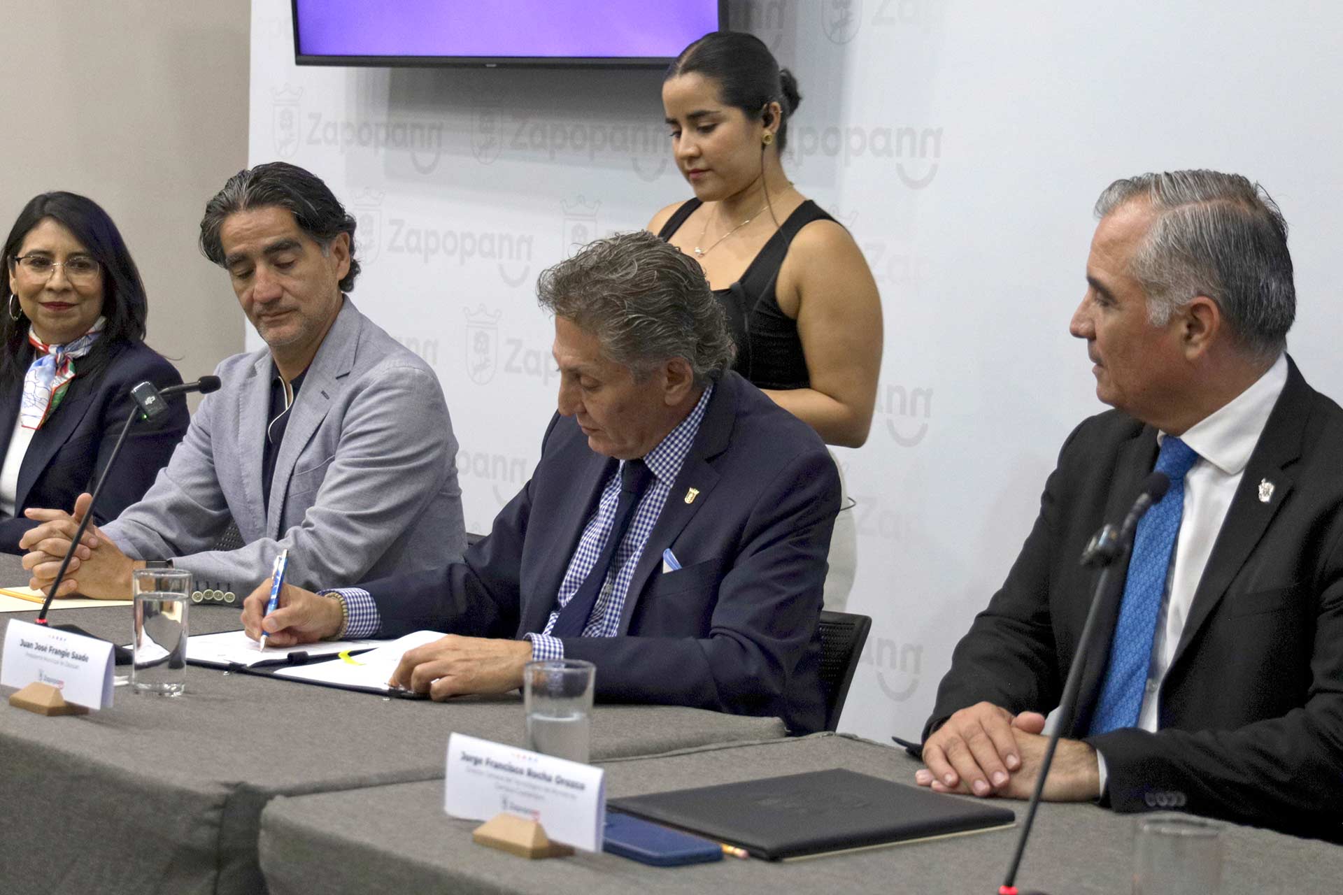 Convenio de salud Tec Guadalajara y Zapopan para formación médica de profesionales. 