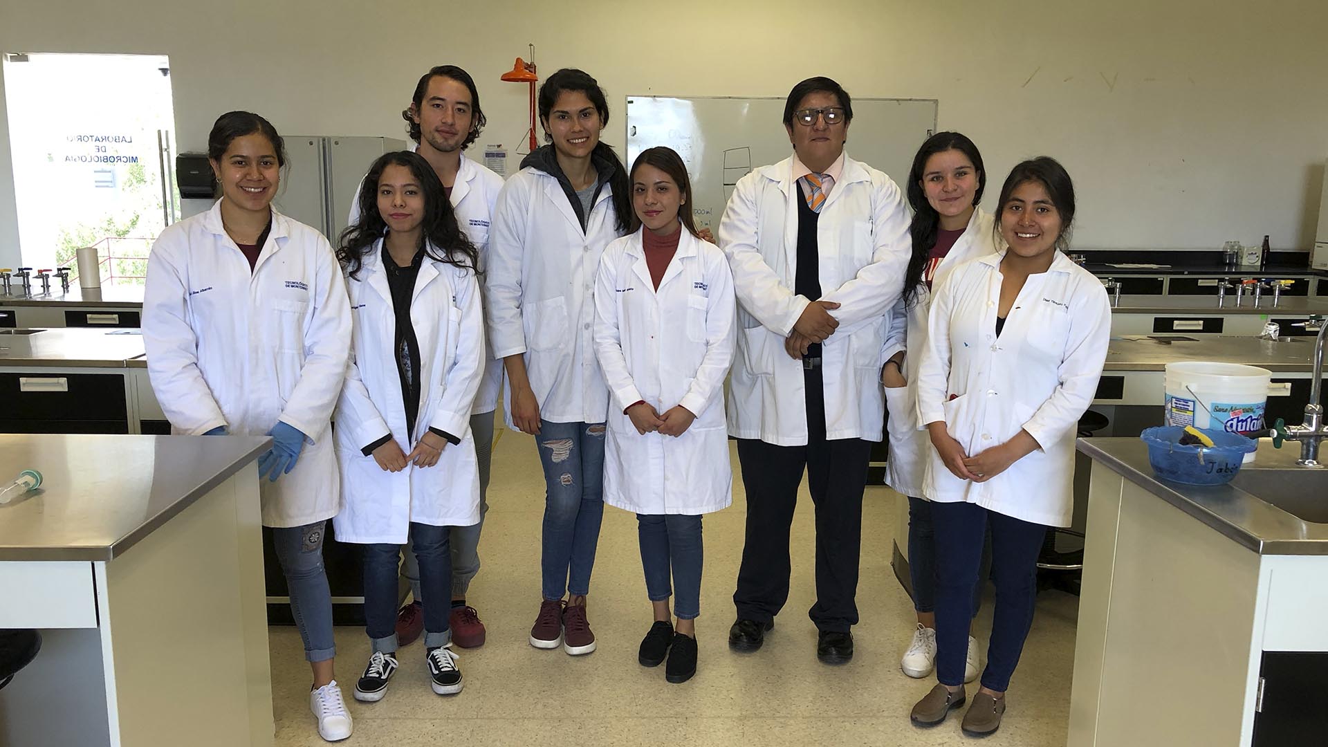 ¡Con ajo y toloache! Alumnos combaten enfermedades gastrointestinales