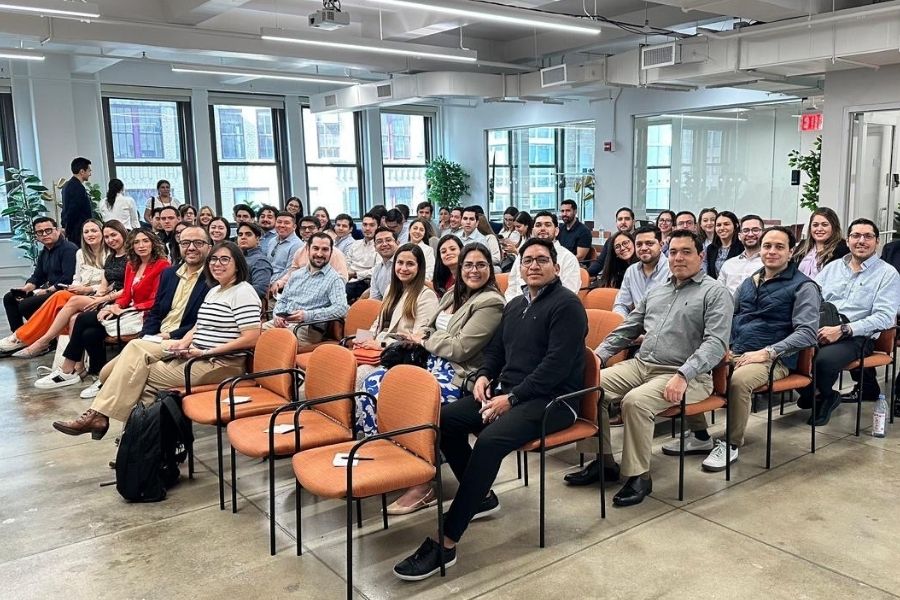 Alumnas y alumnos de EGADE han vivido un verano acad&eacute;mico de alto nivel en NY y en Yale School of Management.