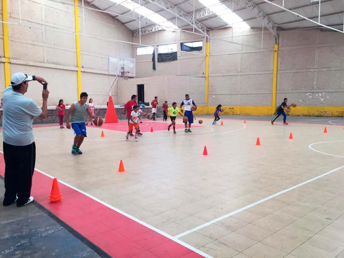 Korina Medellín lidera un programa de apoyo a niños y jóvenes mediante el deporte en el estado de Zacatecas