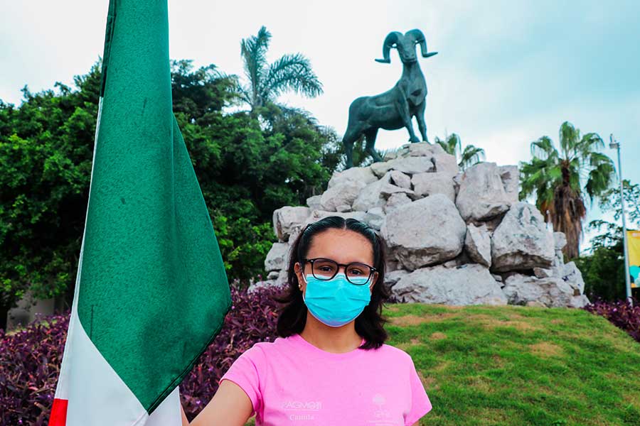 Camila representando a México en Olimpiada de Matemáticas