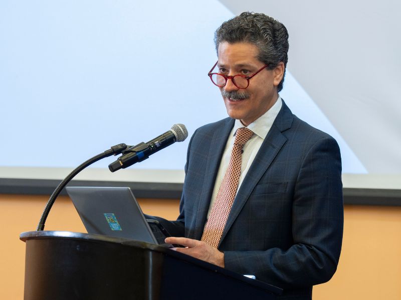 Dr. Andrés Duarte-Rojo, jefe del Servicio de Hepatología y director médico de Trasplante Hepático de Northwestern Memorial Healthcare.