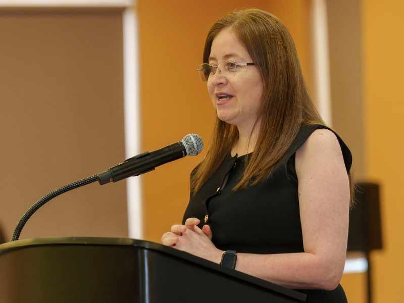 Dra. Dixia Ramírez en discurso de bienvenida durante el 20 aniversario de la Licenciatura en Nutrición y Bienestar Integral (LNB) del Tec de Monterrey.
