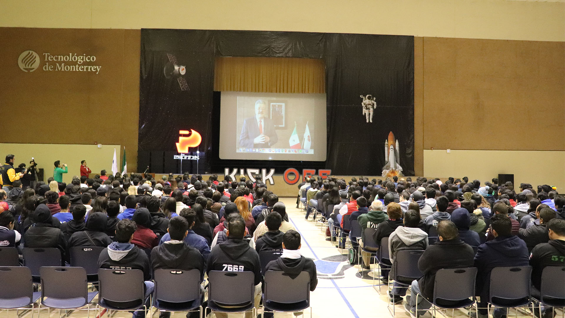 Kickoff FIRST 2018 en el Tec de Monterrey campus Laguna.