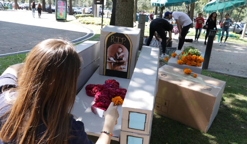 Fiesta de Humanidades celebración del Día de Muertos en PrepaTec Guadalajara