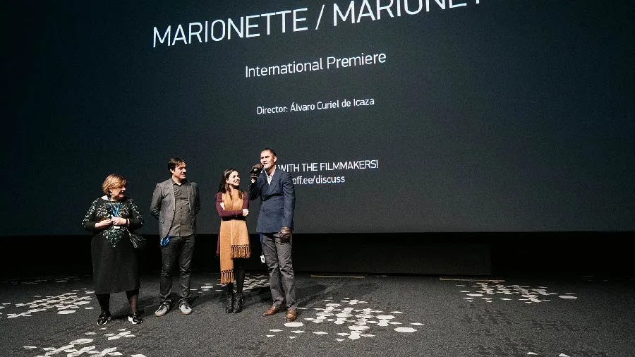 Premiere Internacional Marioneta