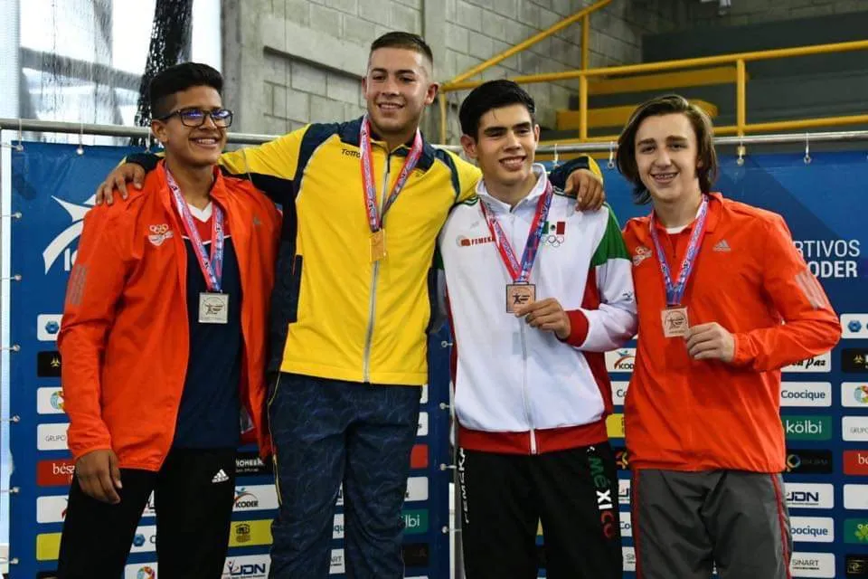 Jóvenes ganadores de Karate-do en Juegos Centroamericanos y del Caribe 2019