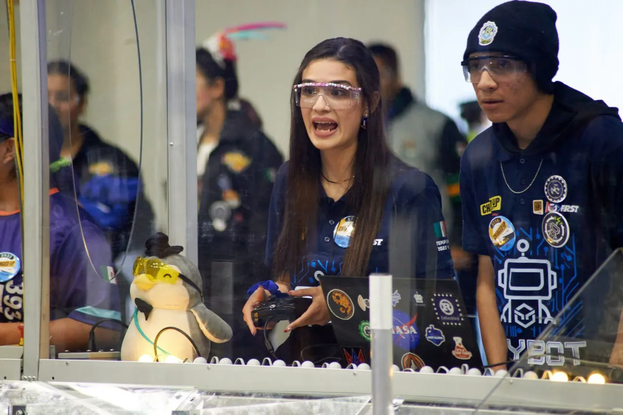 ana-driver-first
