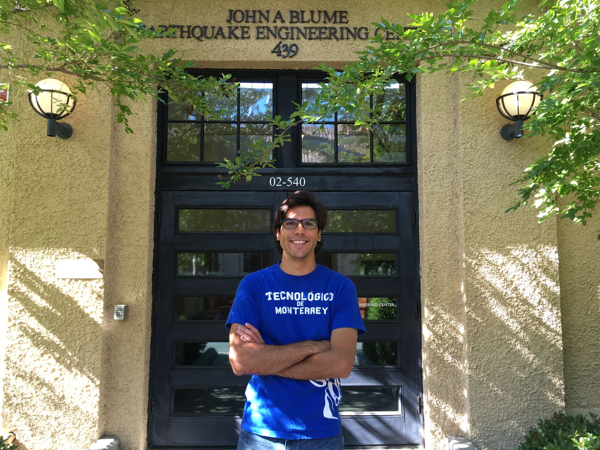 Armando Messina EXATEC estudiando su Doctorado en la Universidad de Stanford