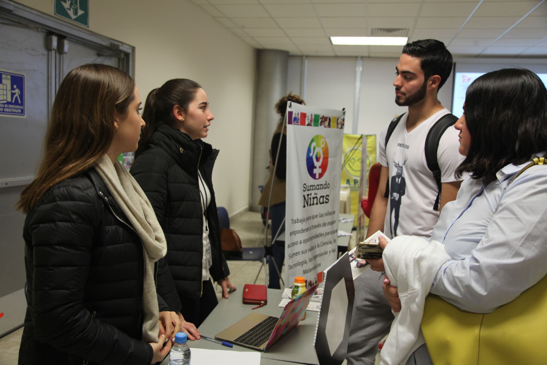 Se realizó Segunda Feria de Instituciones de Servicio Social.